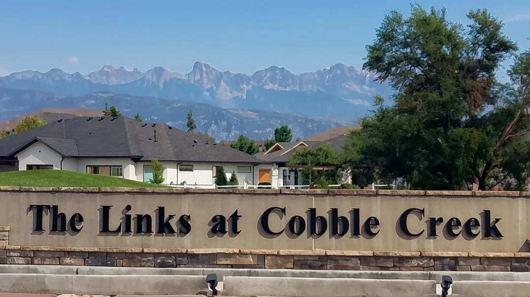 Links at Cobble Creek in Montrose, Colorado view of community